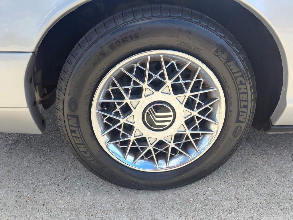 Mercury Grand Marquis GS 2001