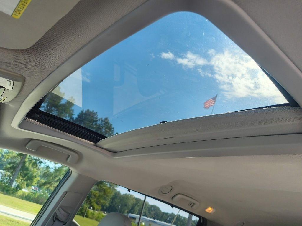 Toyota Sienna photo 16