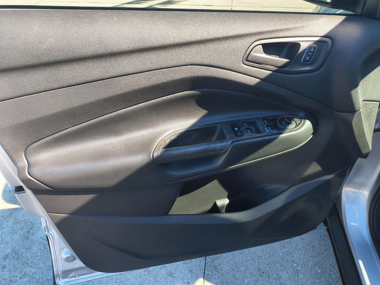 Ford Escape S FWD 2019