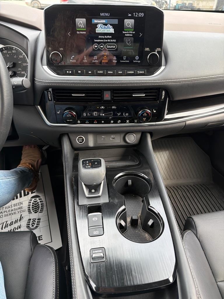 Nissan Rogue SL 2023