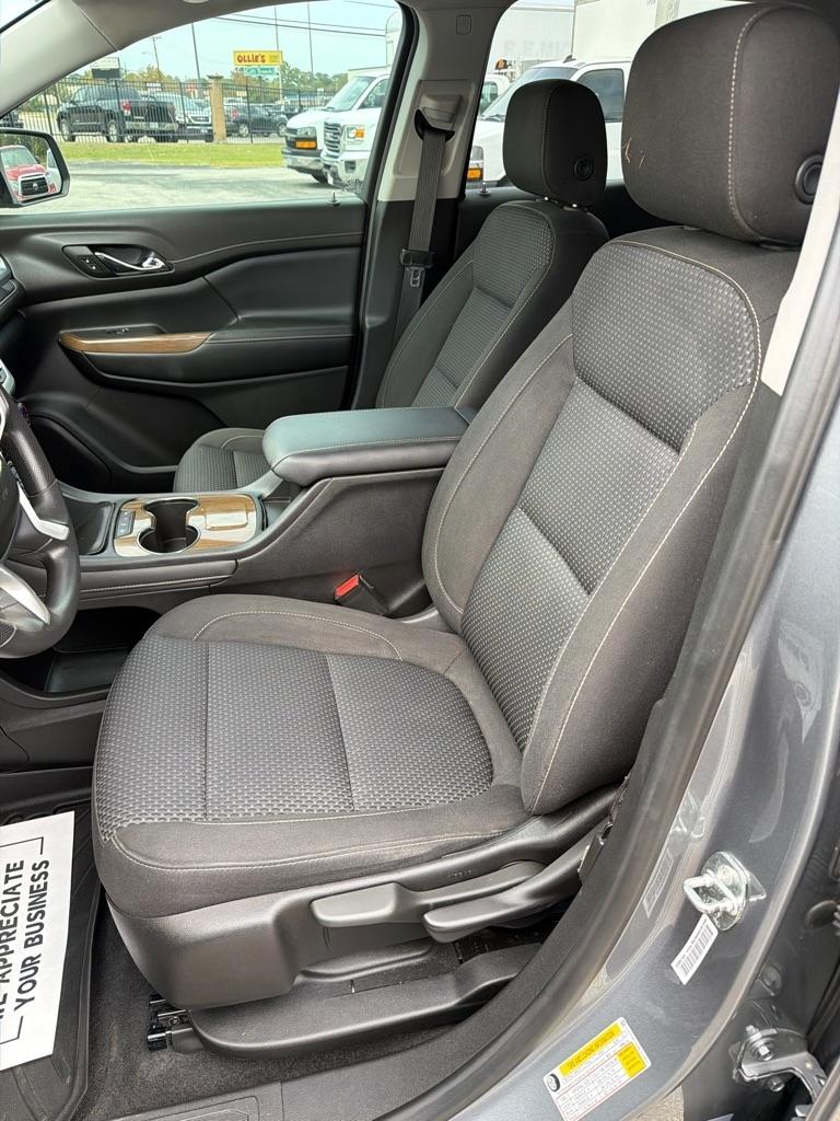 GMC Acadia SLE 2021