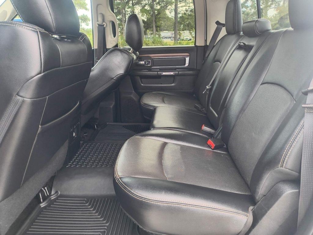 RAM 2500 Laramie Crew Cab SWB 4WD 2017
