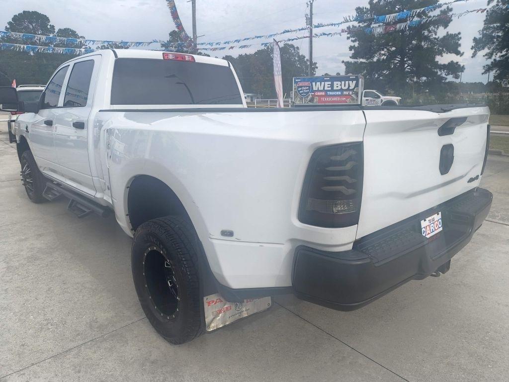 RAM 3500 Tradesman Crew Cab 4WD DRW 2024