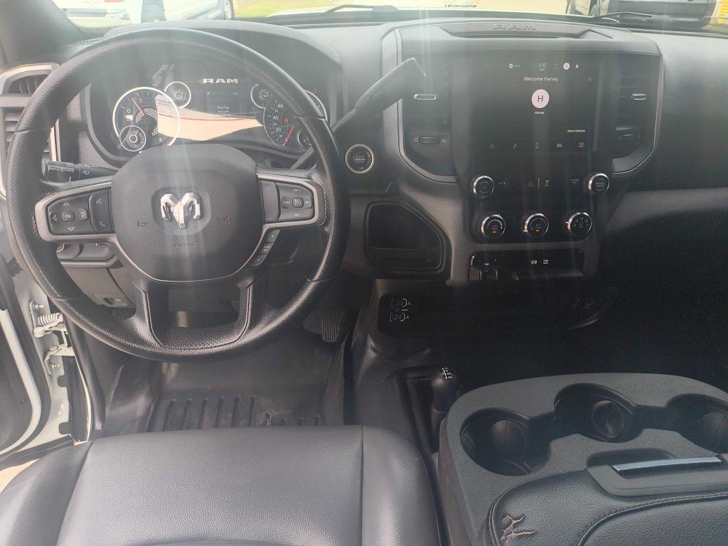 RAM 3500 Tradesman Crew Cab 4WD DRW 2024