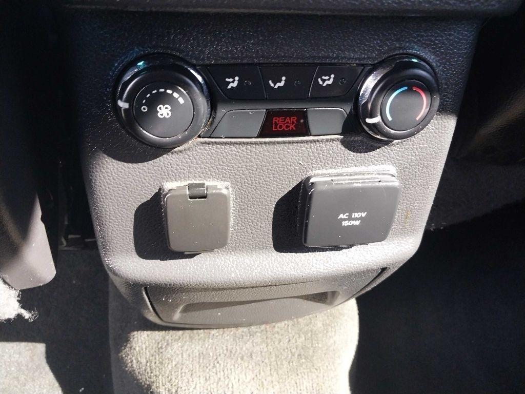 Ford Explorer Limited 4WD 2013