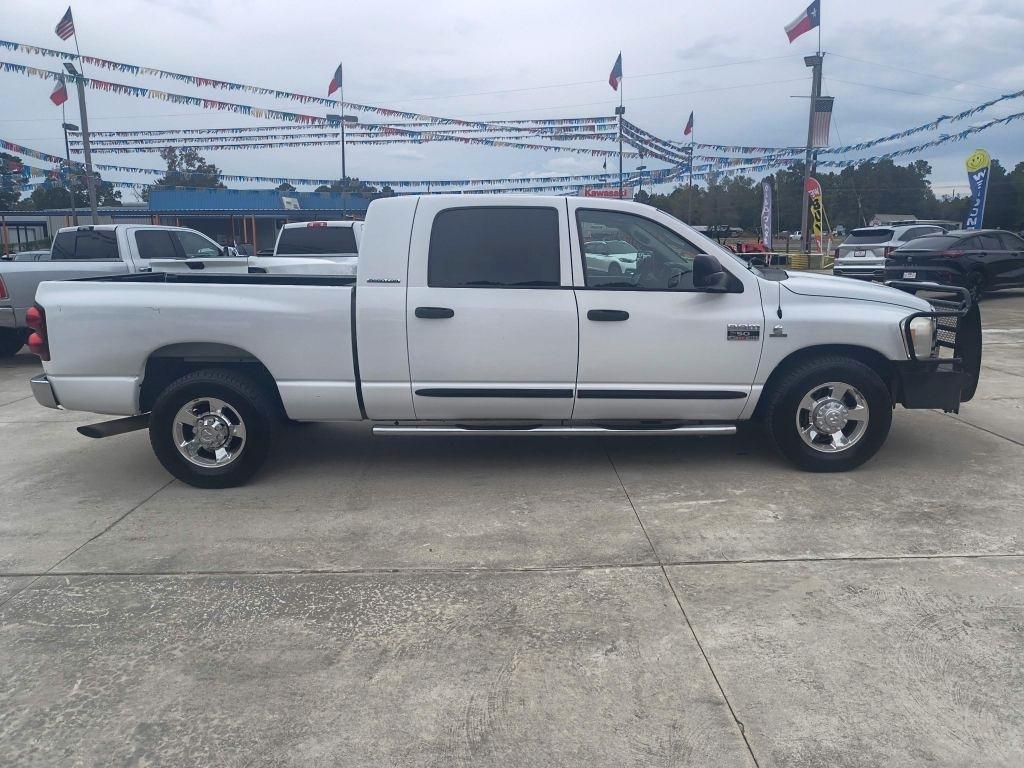 Dodge Ram 2500 Laramie Mega Cab 2WD 2007