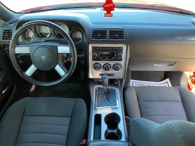 Dodge Challenger SE 2009