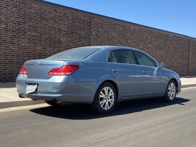 Toyota Avalon XL 2008