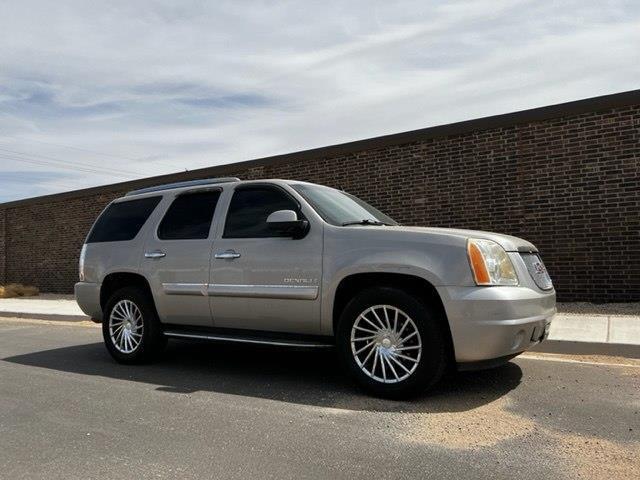 GMC Yukon Denali AWD 2008
