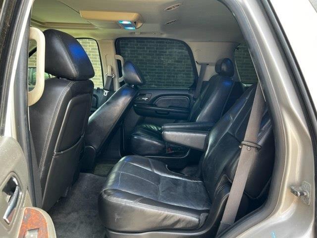 GMC Yukon Denali AWD 2008