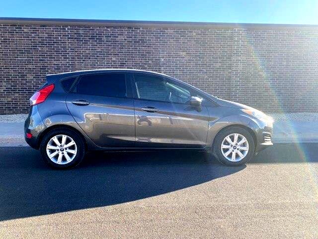 Ford Fiesta SE Hatchback 2017