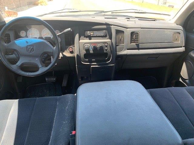 Dodge Ram 1500 ST Quad Cab Short Bed 2WD 2002