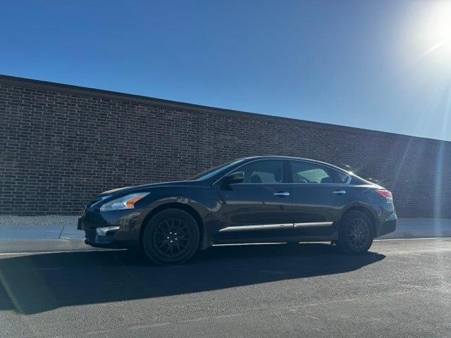Nissan Altima 2.5 SV 2015