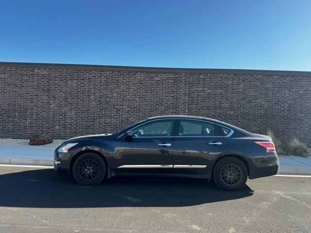 Nissan Altima 2.5 SV 2015