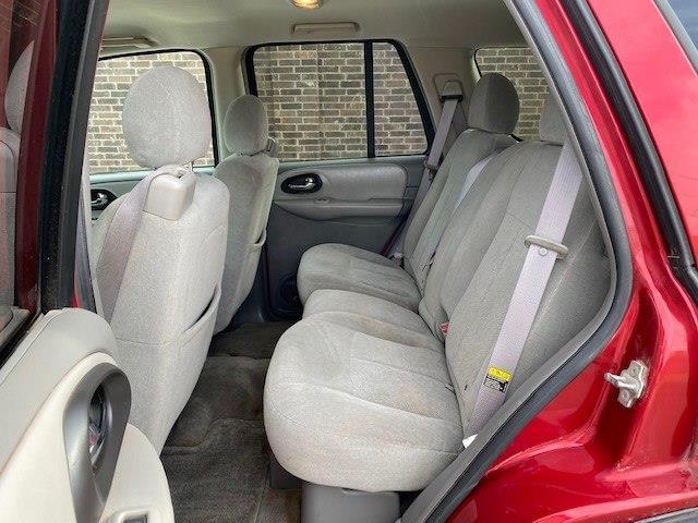 Chevrolet TrailBlazer LS 2WD 2005