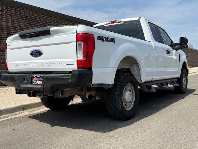 Ford F-250 SD XL SuperCab 4WD 2017