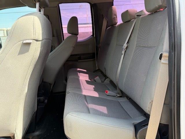 Ford F-250 SD XL SuperCab 4WD 2017