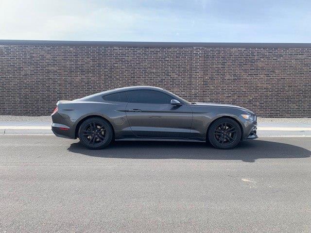 Ford Mustang EcoBoost Coupe 2016