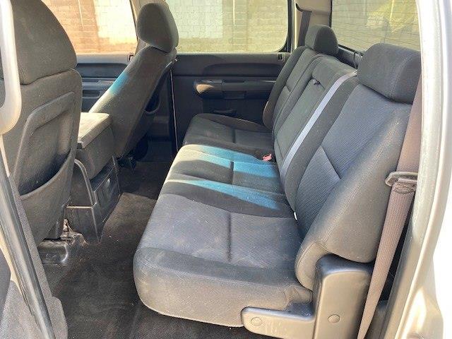 GMC Sierra 1500 SLE Crew Cab 2WD 2011