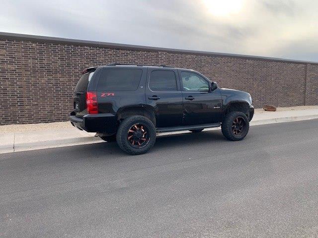 Chevrolet Tahoe LT 4WD 2011