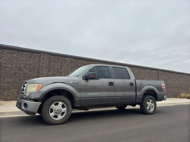 Ford F-150 XL SuperCrew 5.5-ft. Bed 4WD 2010