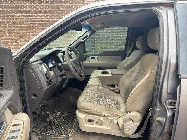 Ford F-150 XL SuperCrew 5.5-ft. Bed 4WD 2010