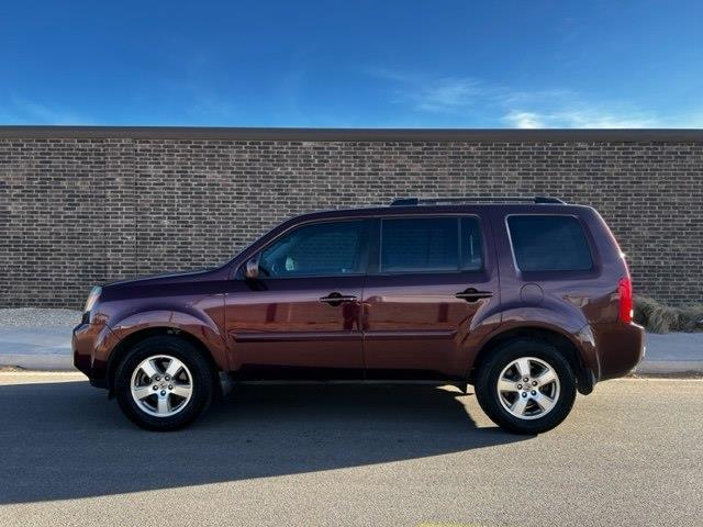 Honda Pilot EX-L 2WD 5-Spd AT with Navigation 2011