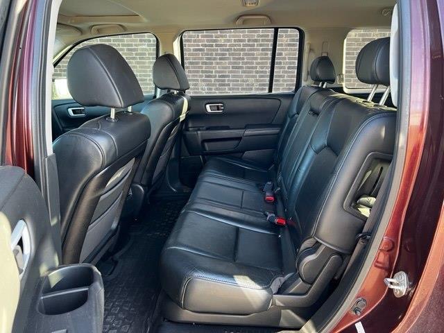 Honda Pilot EX-L 2WD 5-Spd AT with Navigation 2011