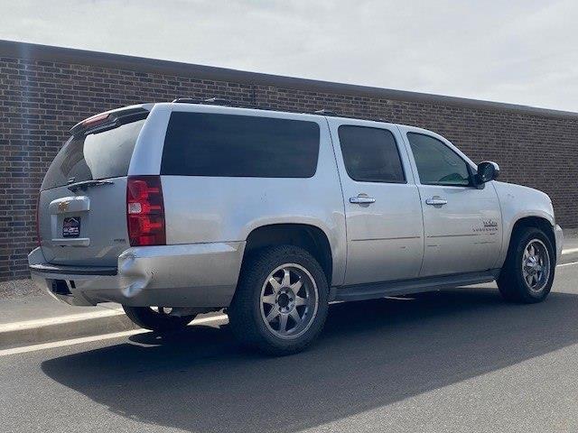 Chevrolet Suburban LS 1500 2WD 2012