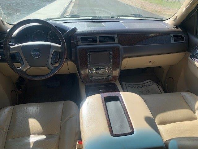 GMC Yukon Denali 2WD 2014