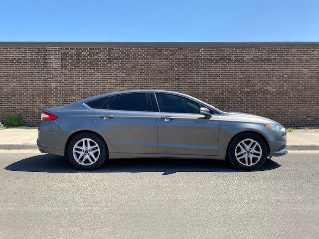 Ford Fusion SE 2014