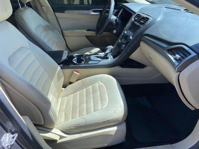 Ford Fusion SE 2014