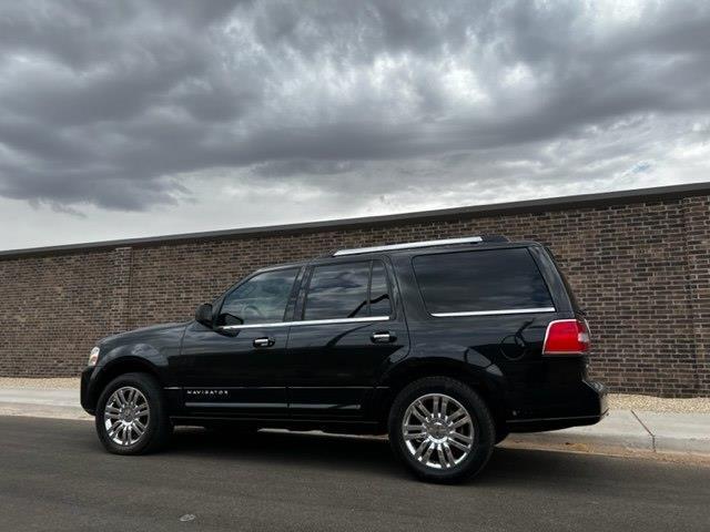 Lincoln Navigator 2WD 2010