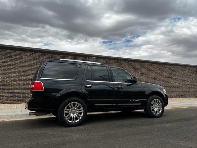 Lincoln Navigator 2WD 2010