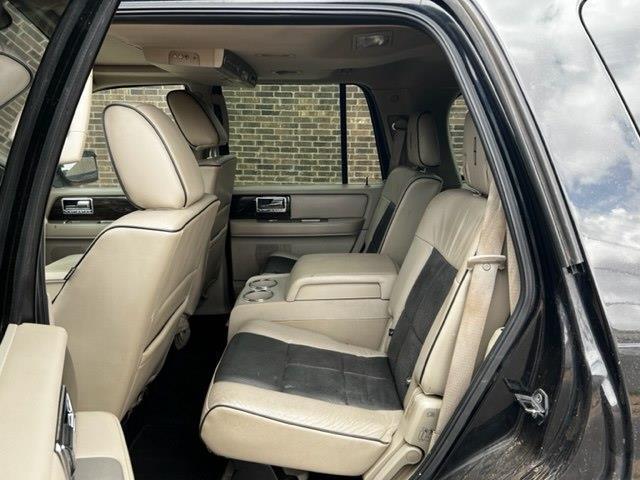 Lincoln Navigator 2WD 2010