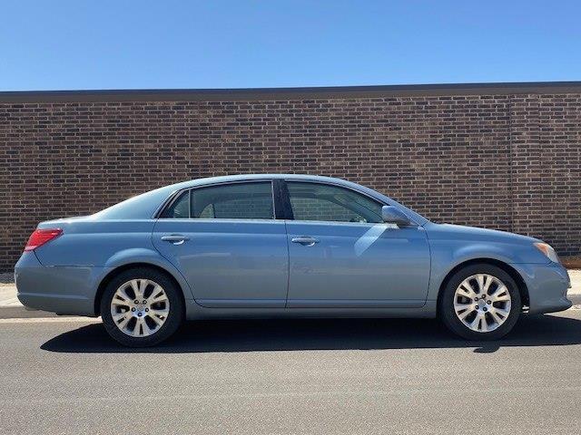 Toyota Avalon XL 2008