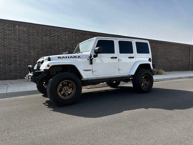 2014 Jeep Wrangler Unlimited Sahara 4WD
