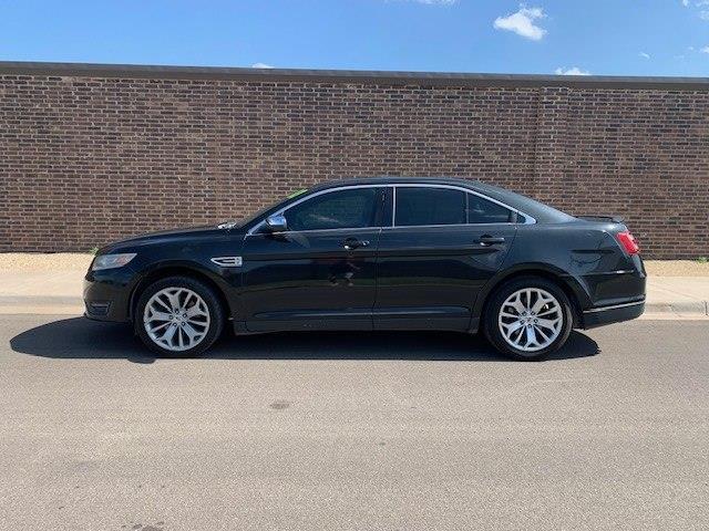 Ford Taurus Limited FWD 2013