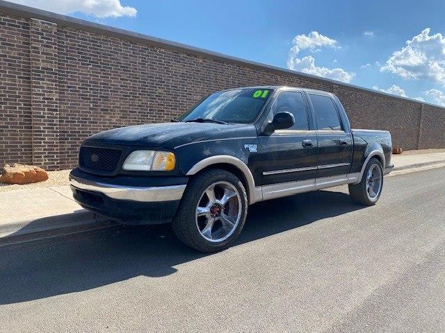Ford F-150 XLT SuperCrew 2WD 2001