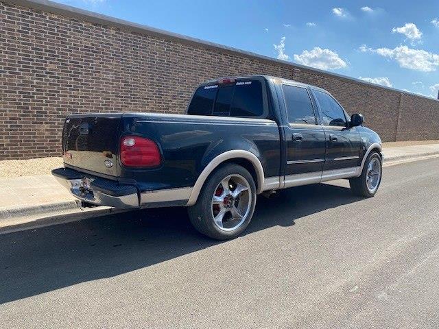 Ford F-150 XLT SuperCrew 2WD 2001