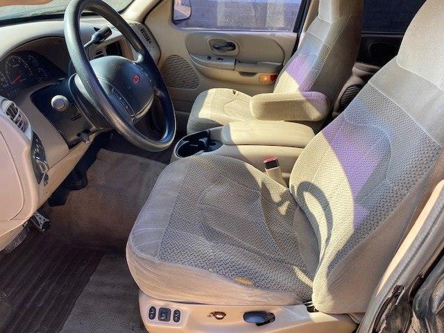 Ford F-150 XLT SuperCrew 2WD 2001