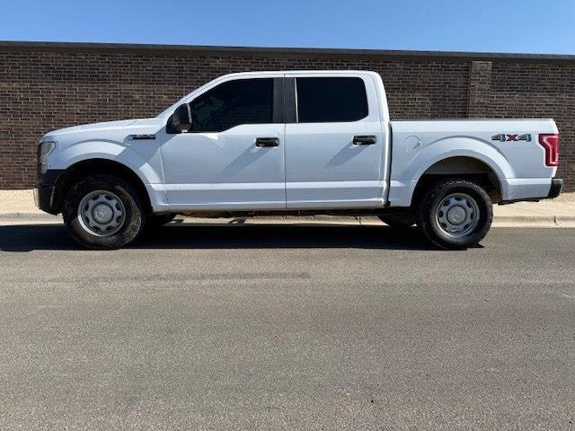 Ford F-150 XL SuperCrew 5.5-ft. Bed 4WD 2015