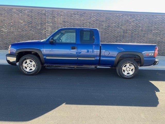 Chevrolet Silverado 1500 Ext. Cab Long Bed 4WD 2004