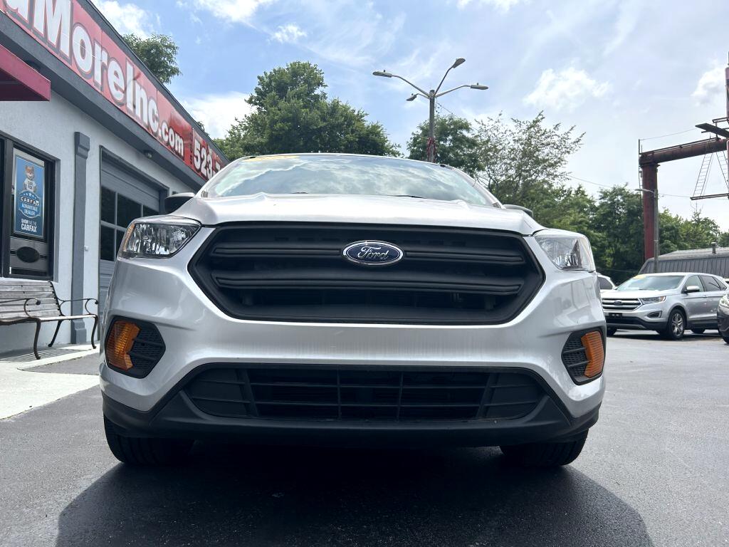 2018 Ford Escape S photo 2