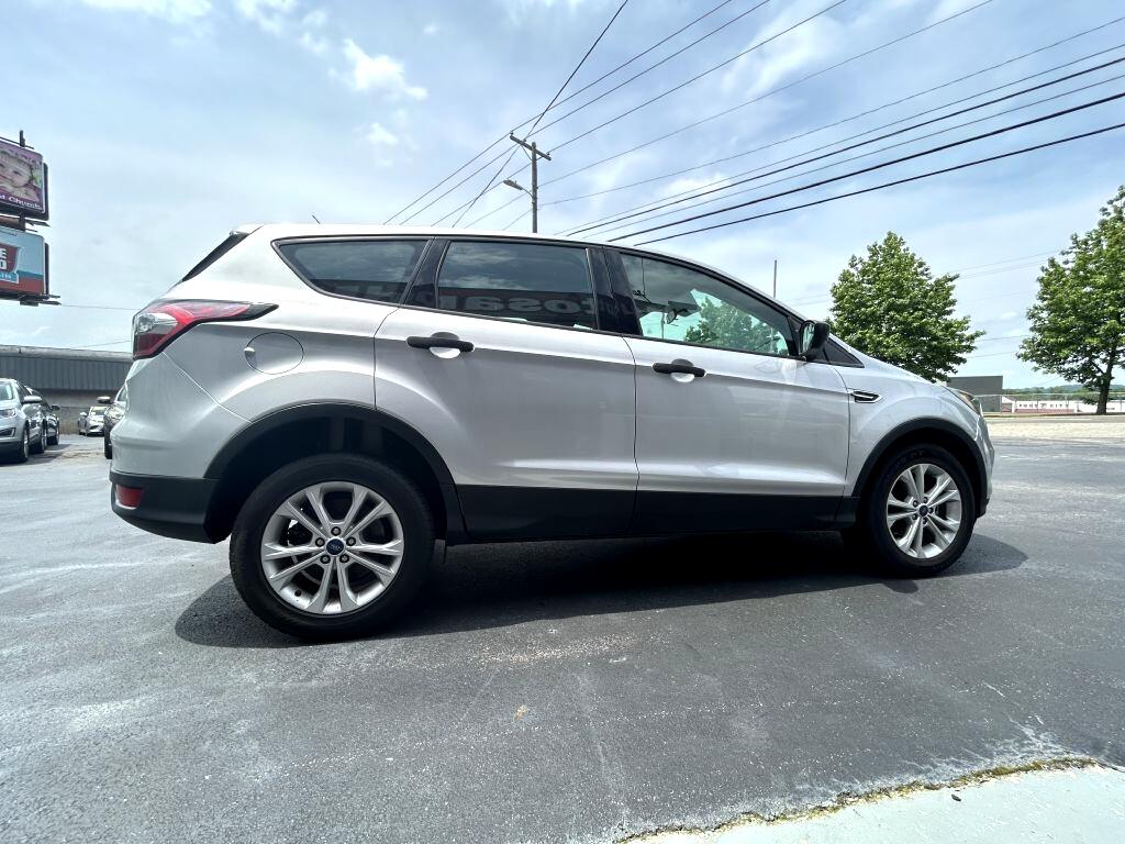 2018 Ford Escape S photo 4