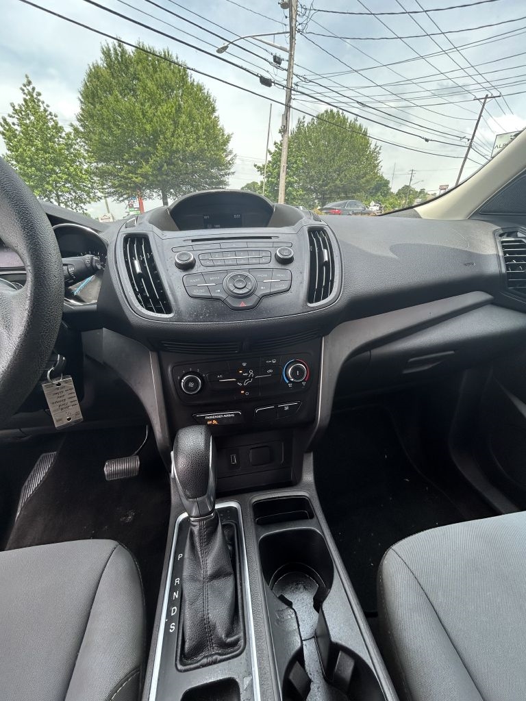 Ford Escape S FWD 2018