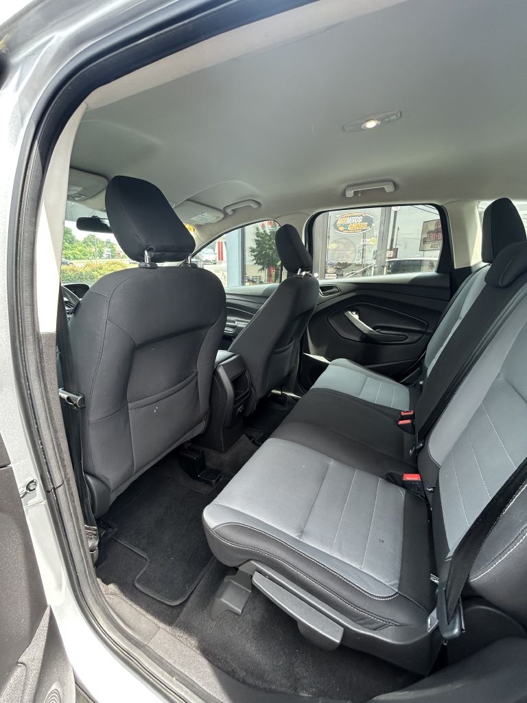 Ford Escape S FWD 2018