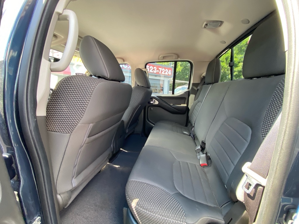 Nissan Frontier PRO-4X Crew Cab 5AT 4WD 2017