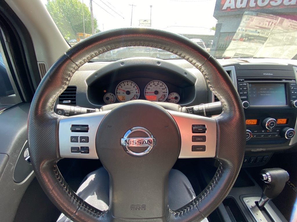 Nissan Frontier PRO-4X Crew Cab 5AT 4WD 2017