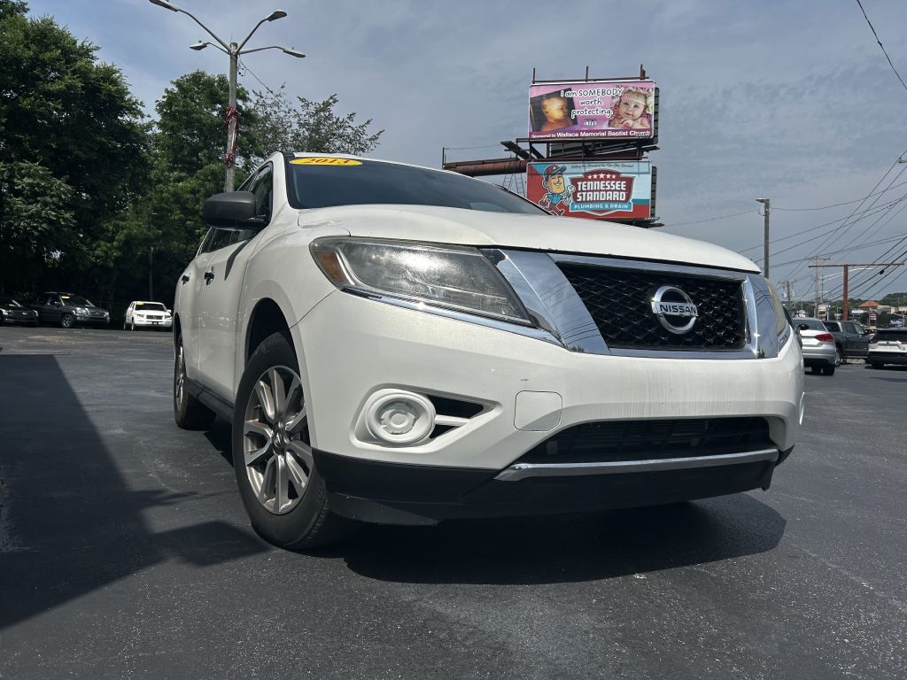 Nissan Pathfinder SV 4WD 2013